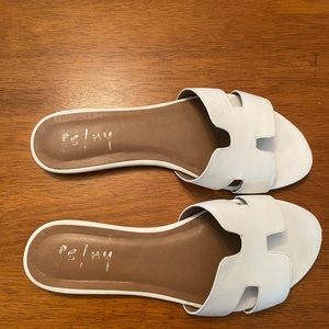 Tuckernuck French Sole “alibi” size 10, white